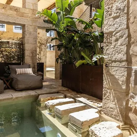 Апартаменти Private Pool Swim Up Adults Only